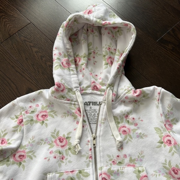 Girls size small Katie J cropped zip hoodie - Picture 2 of 4